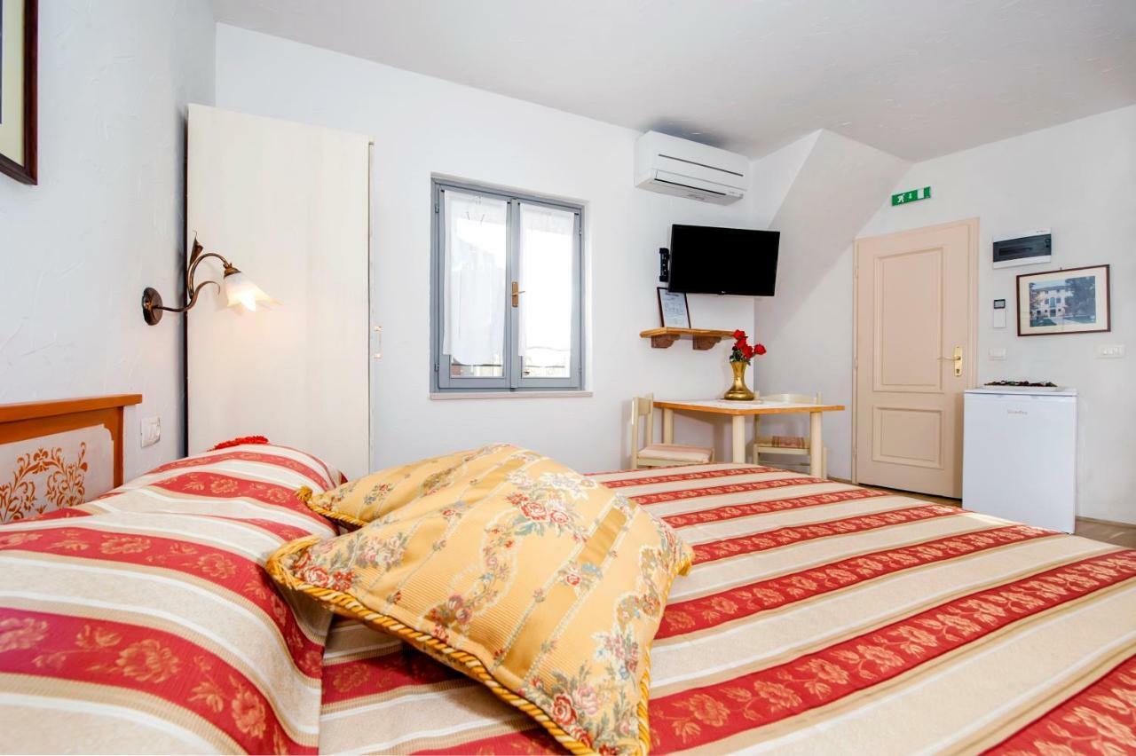 Guest House Sotto I Volti Centro Storico Rovinj Bagian luar foto