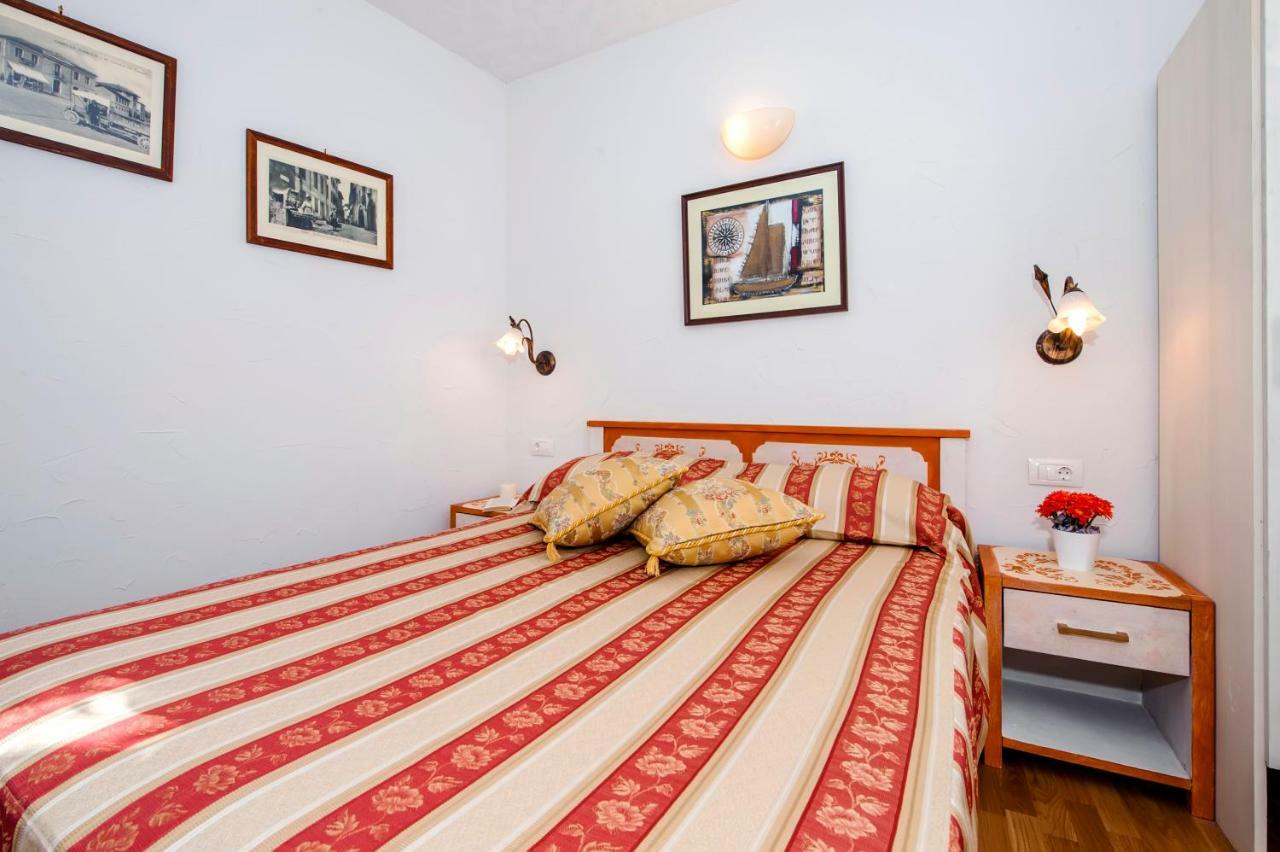 Guest House Sotto I Volti Centro Storico Rovinj Bagian luar foto