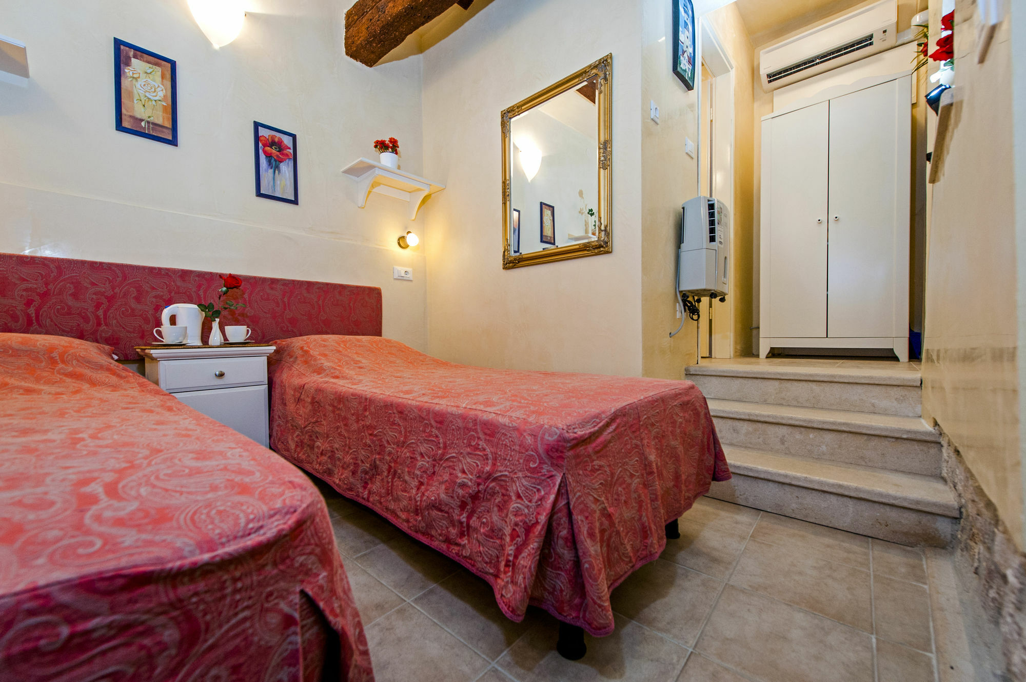 Guest House Sotto I Volti Centro Storico Rovinj Bagian luar foto