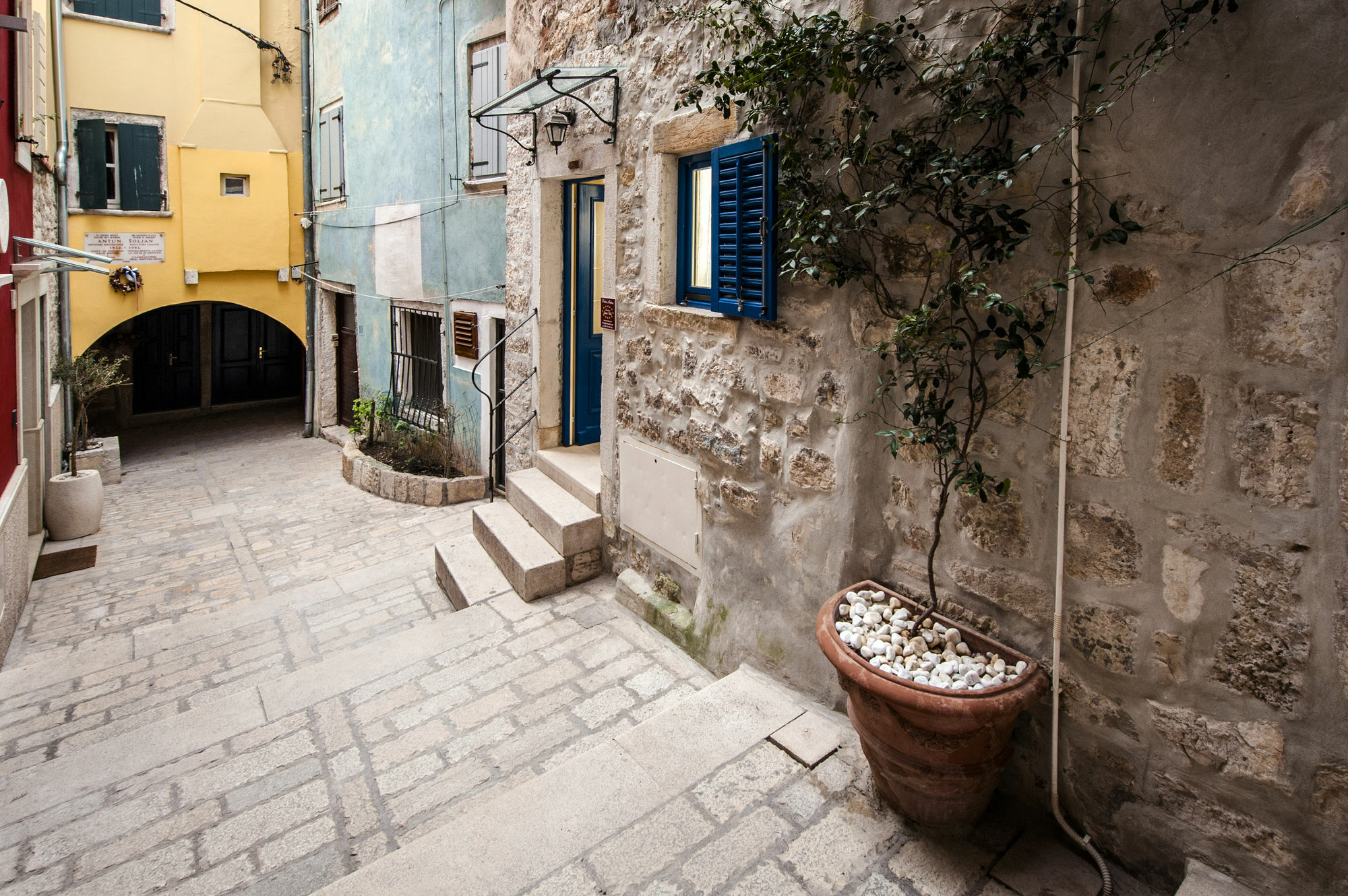 Guest House Sotto I Volti Centro Storico Rovinj Bagian luar foto