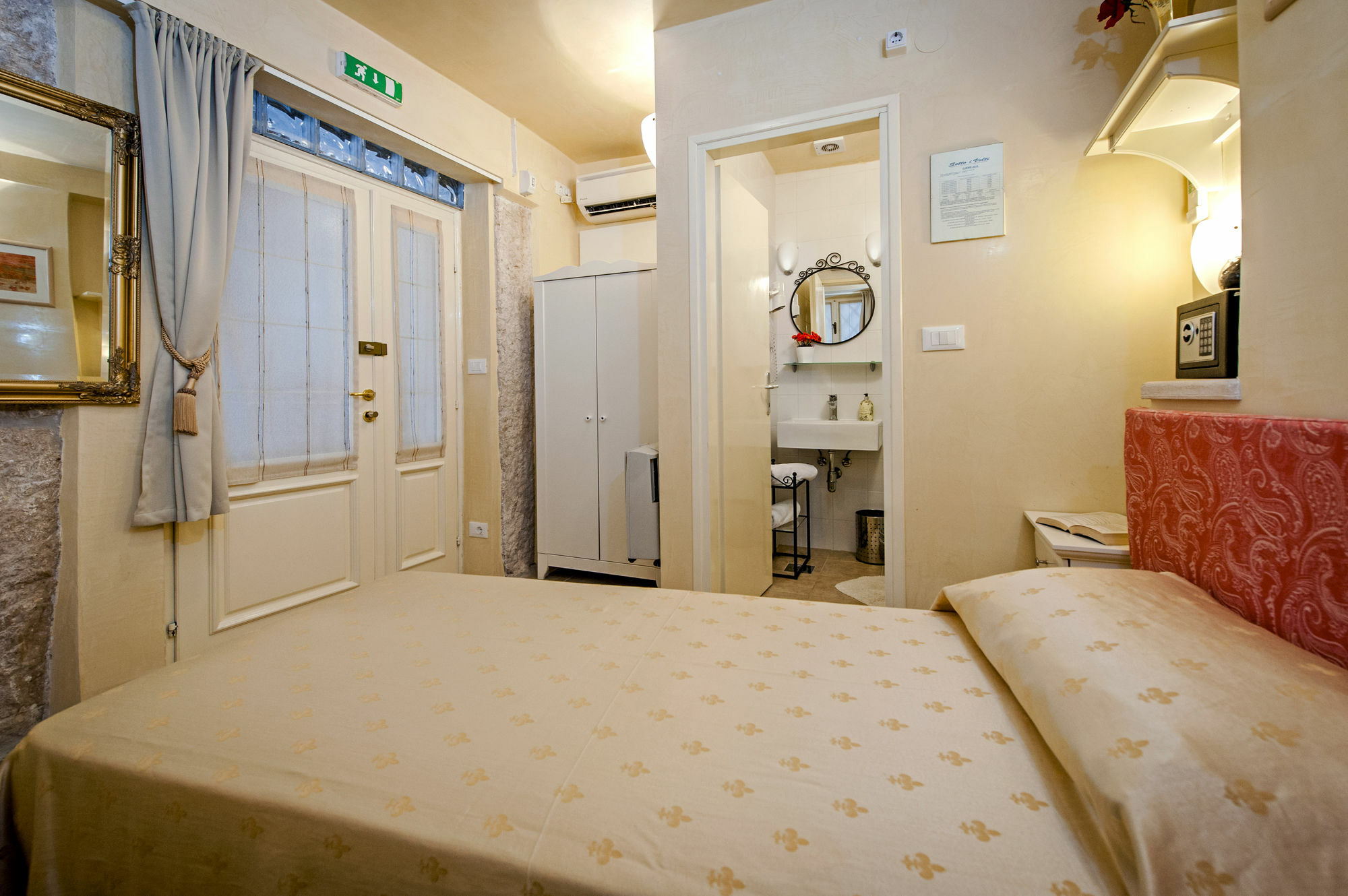 Guest House Sotto I Volti Centro Storico Rovinj Bagian luar foto